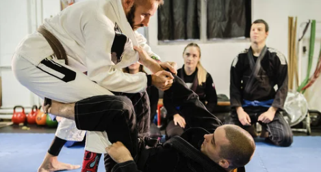Women's Self-Defense: Gracie Barra Agoura